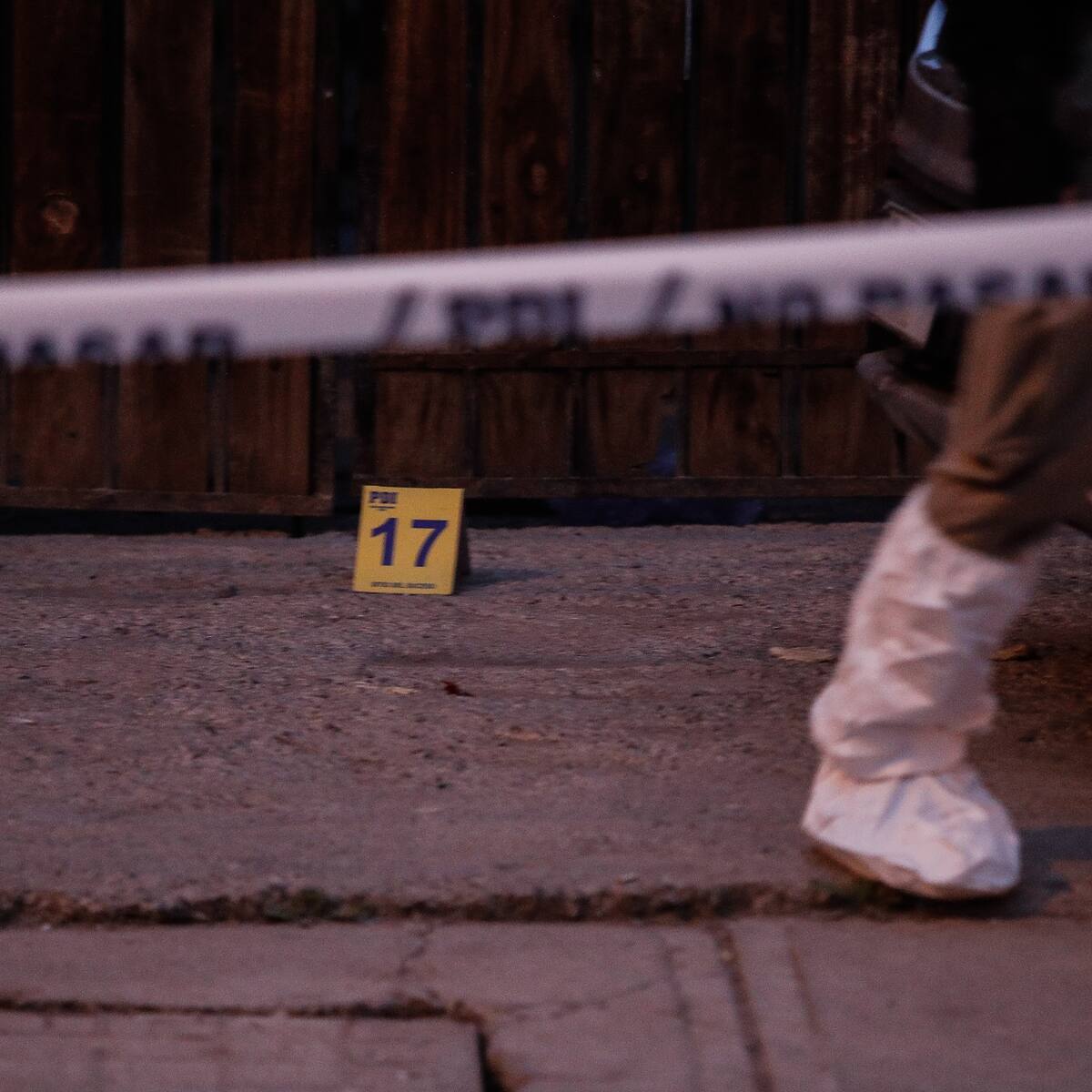 Funcionario de la PDI es baleado al frustrar encerrona en La Florida: se mantiene en estado grave