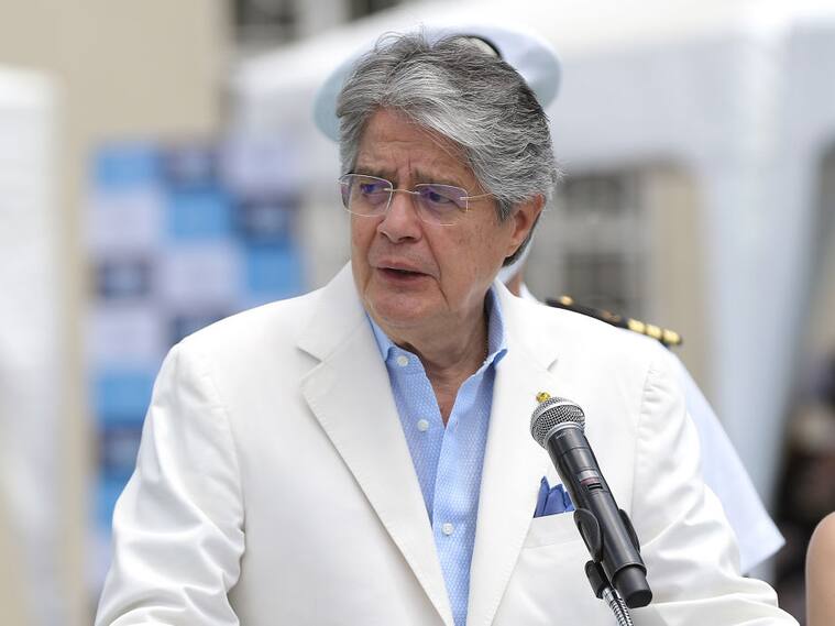 El presidente ecuatoriano Guillermo Lasso en un acto oficial en Guayaquil