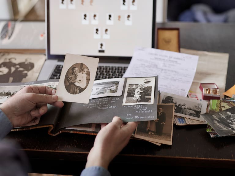 ¿Quiénes fueron tus antepasados? Aprende a armar tu historia familiar en Chile con documentos que pensaste olvidados