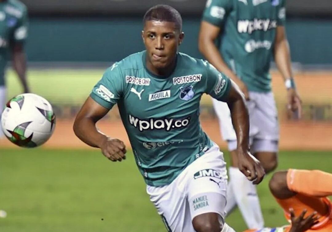 Se mueve la precordillera: Universidad Católica anunció princio de acuerdo con volante colombiano | X: Cruzados