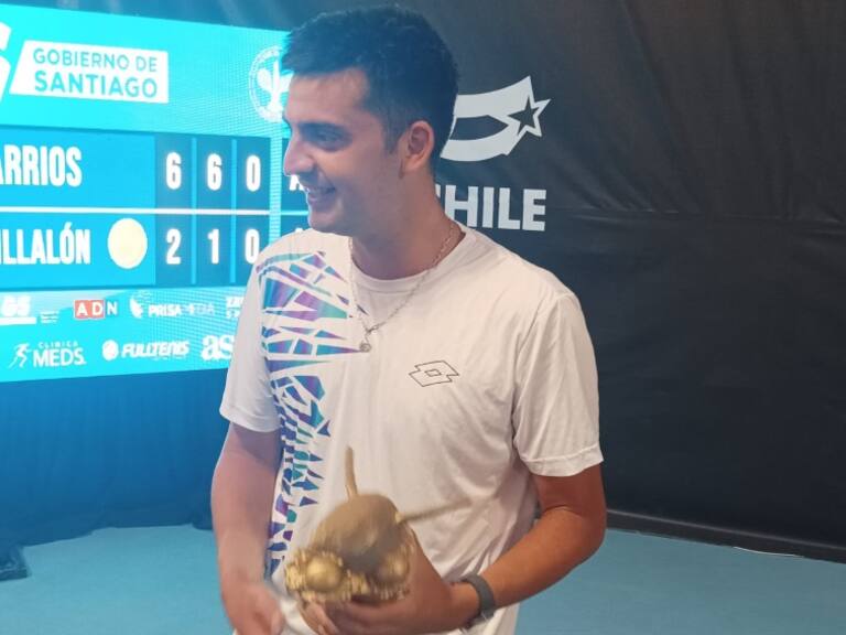 Tomás Barrios arrasa en la final y se queda con el título de la Copa Chile de Tenis Gobierno de Santiago by ADN