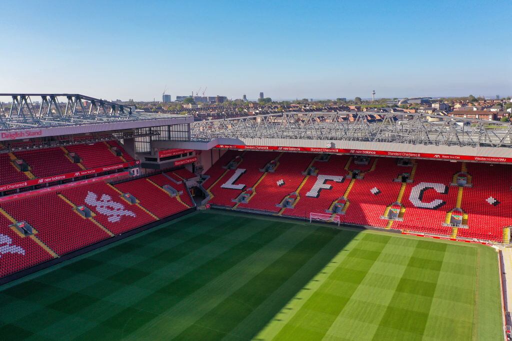El Estadio Anfield vacío por la pandemia del coronavirus