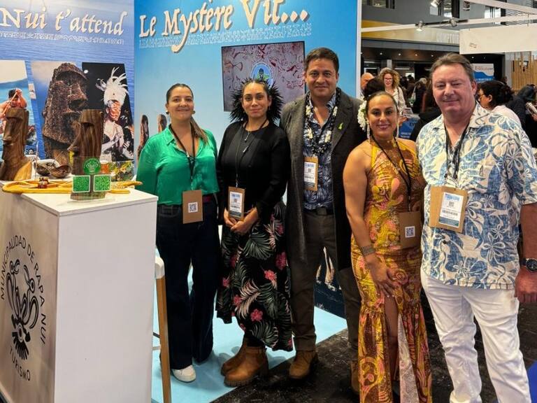 Rapa Nui se presenta por primera vez en el Salón Mundial de Turismo en París