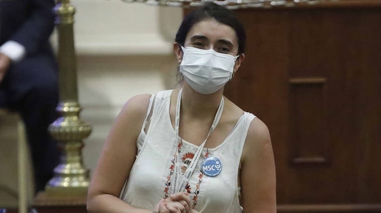 05 de Enero de 2022/SANTIAGOMaria Luisa Quinteros, durante el segundo da de seccin del pleno y cuenta pblica, que se realiza en el ex Congreso de Santiago.
FOTO :CRISTOBAL ESCOBAR /AGENCIAUNO