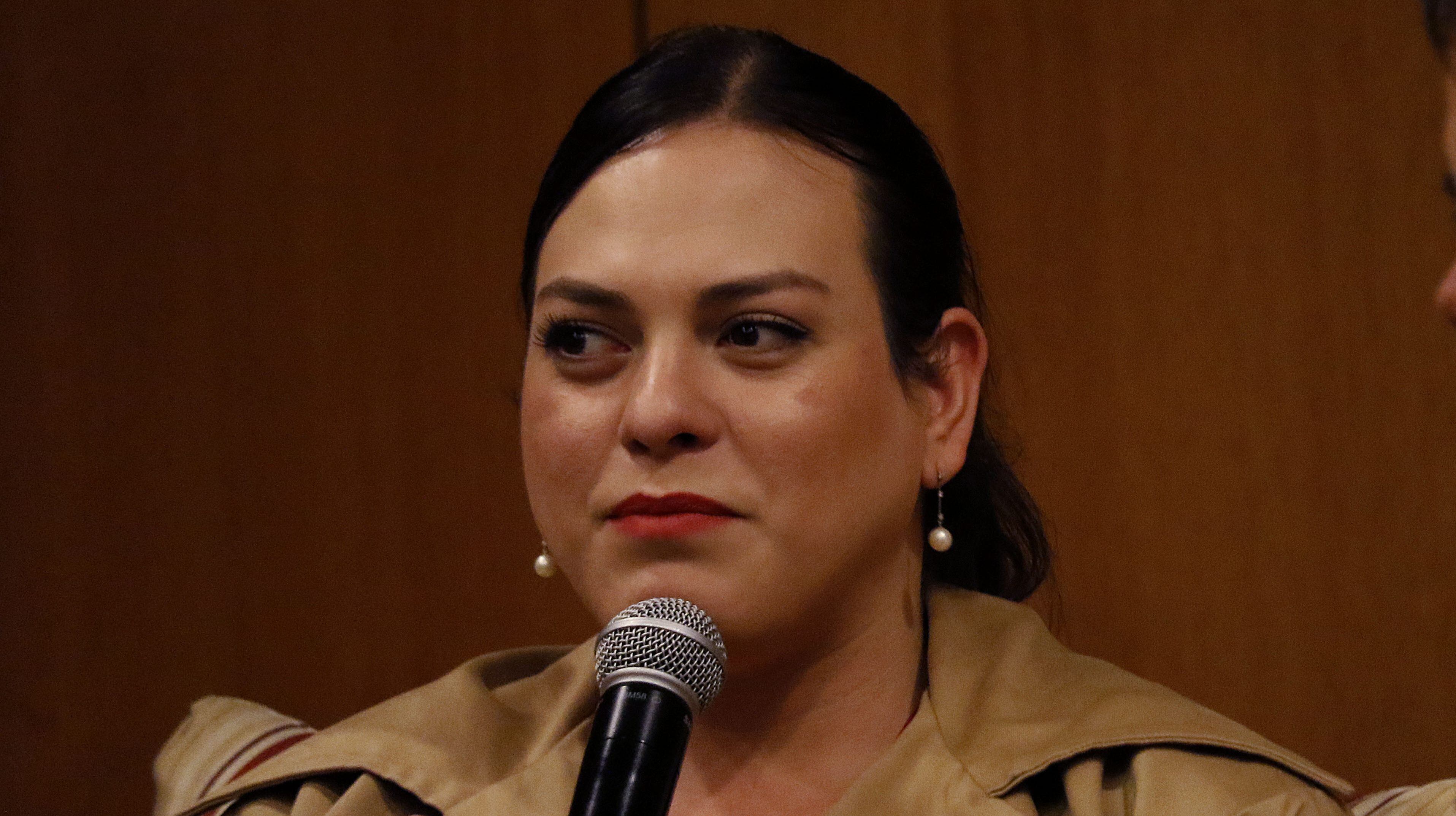 Daniela Vega respondió al gobierno pidiendo el mismo apoyo para otras mujeres
