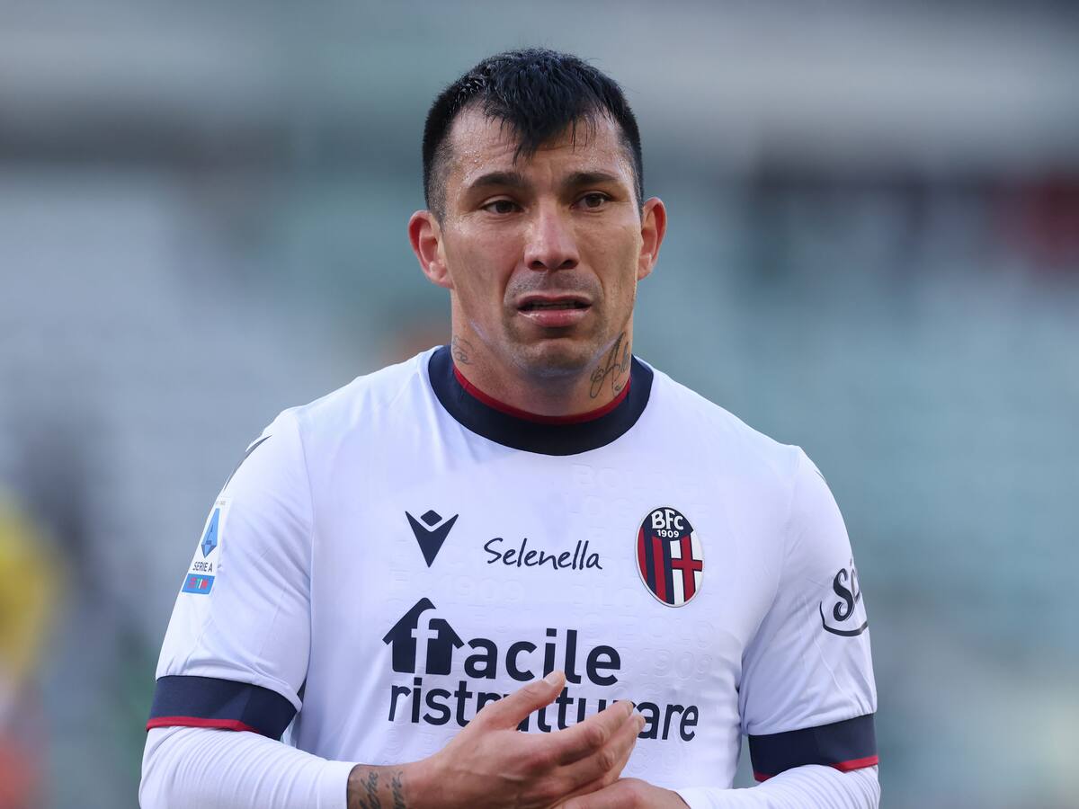 DT del Bologna lamentó baja de Gary Medel ante el Inter por covid-19: «Sin él perdemos mucho»