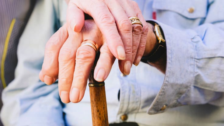 Bono Bodas de Oro 2026: cuáles son los requisitos para recibir los $463 mil que otorga el beneficio