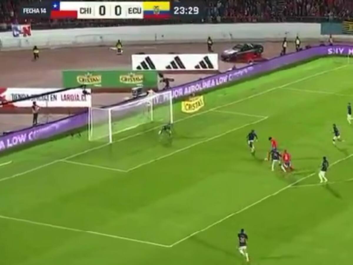 Se fue por nada: la increíble oportunidad que desperdició Darío Osorio ante Ecuador en el Estadio Nacional