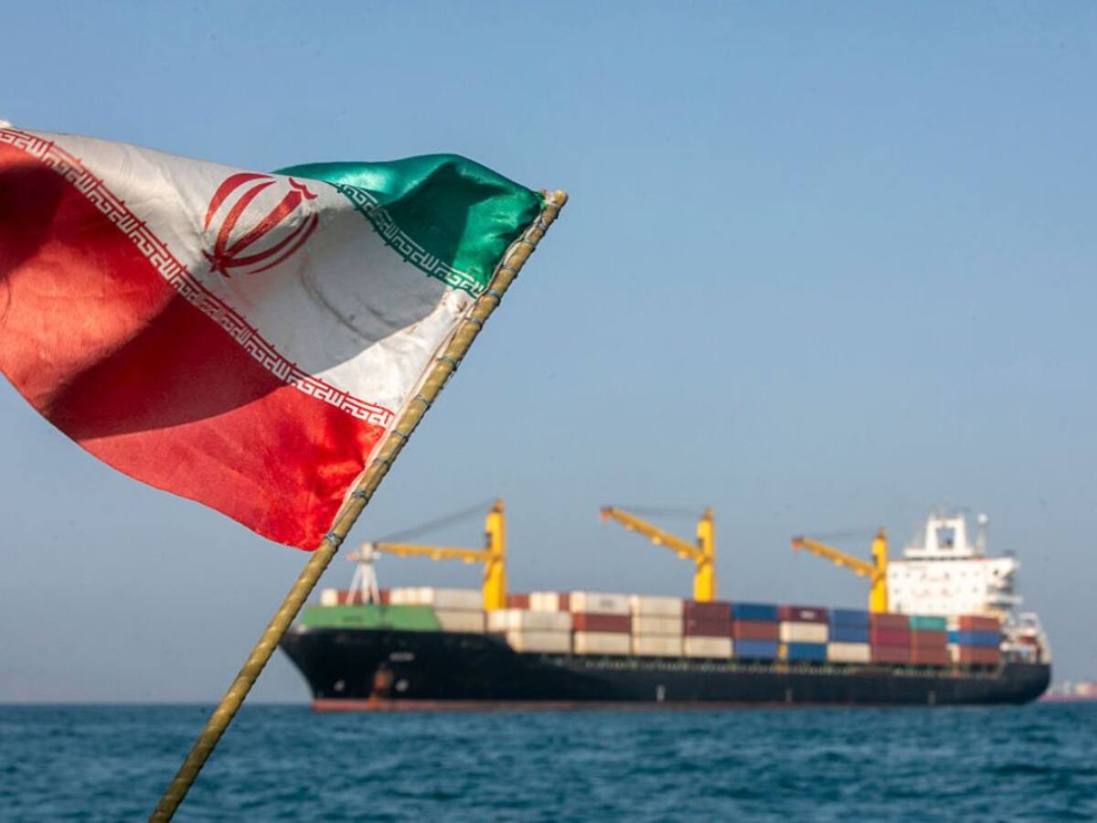 Máxima tensión en Medio Oriente: Irán responde a EE.UU. con ataques a portaviones y buques