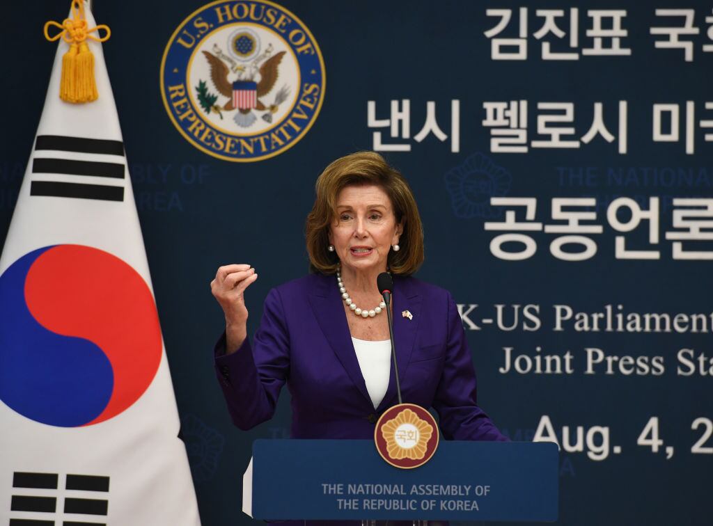 Titular de Cámara de EEUU, Nancy Pelosi, sigue gira por Asia en Corea del Sur