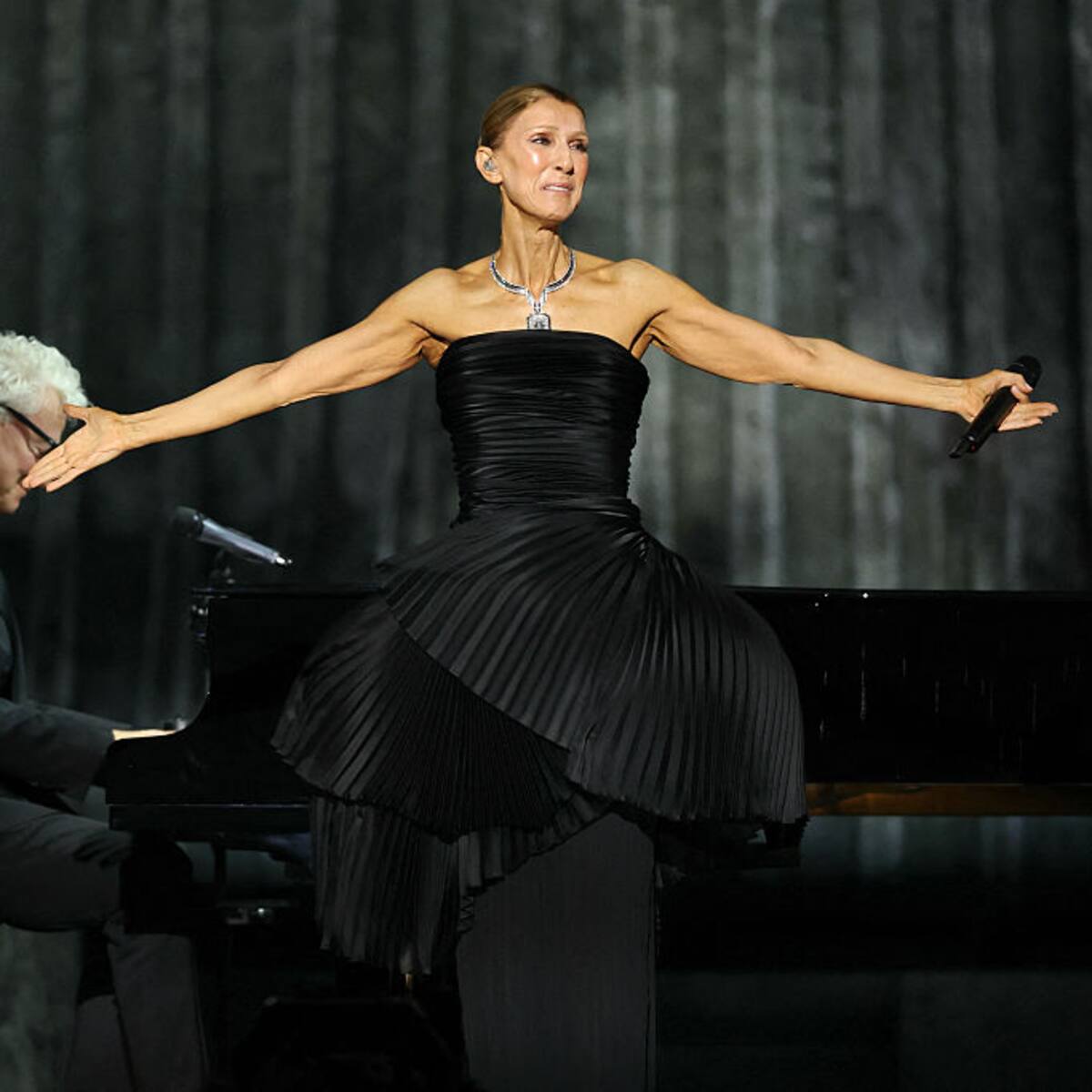 Lágrimas de alegría: Céline Dion vuelve al escenario tras seis años de ausencia por una enfermedad neurológica incurable