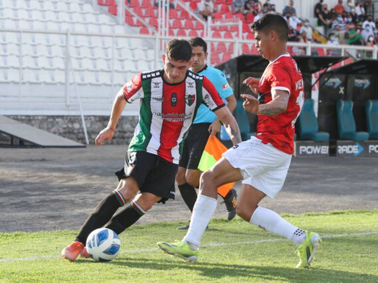 Palestino desperdició la opción de quedar líder en solitario del Torneo Nacional tras deslucido empate ante Unión La Calera en La Cisterna