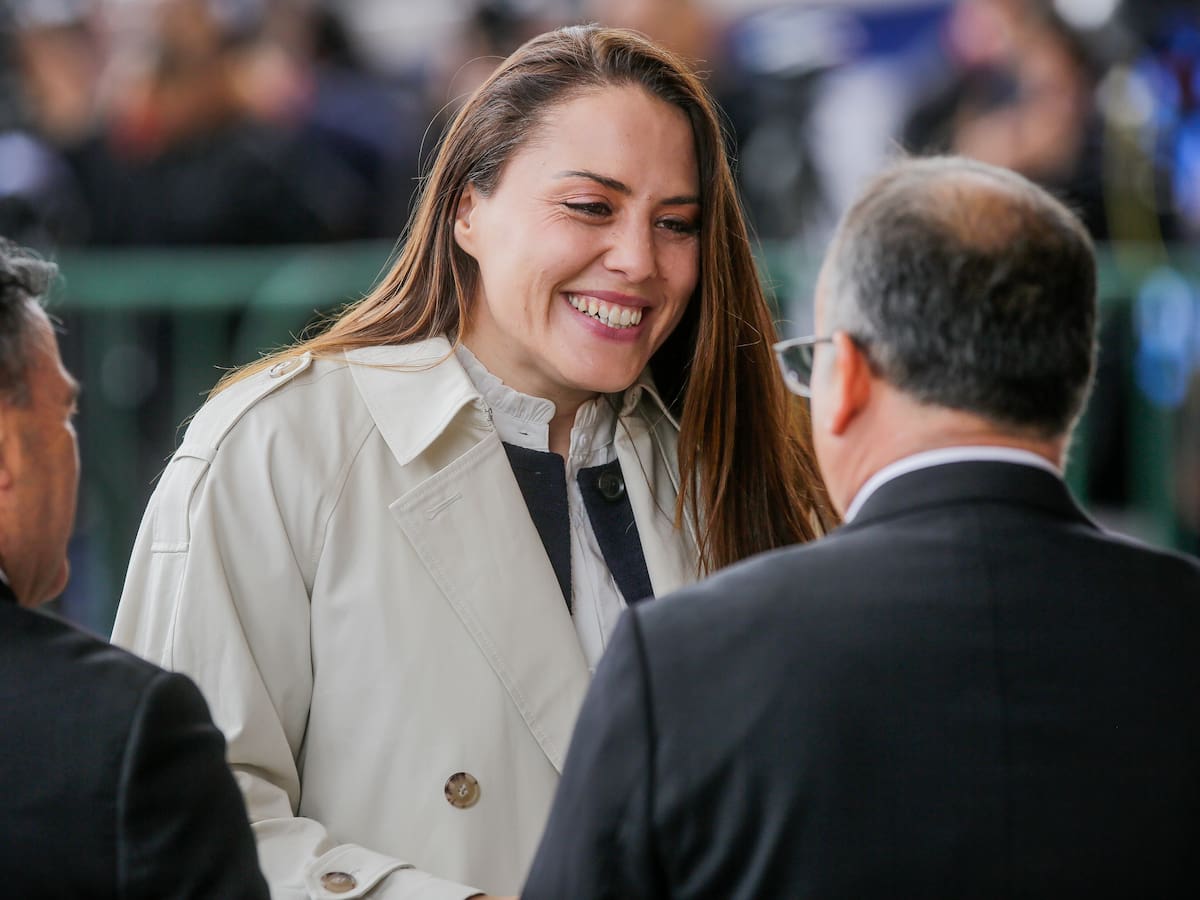 Polémico “chamán” de Duco: la explicación del Ministerio del Deporte por millonario sueldo de su asesor