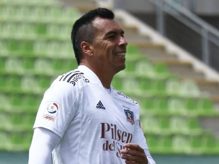 Esteban Paredes apunta contra el arbitraje del Colo Colo-Curicó: "La jugada del penal a Bolados era más expulsión que la de Lucero"