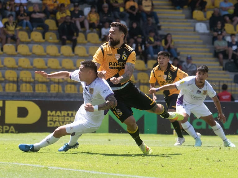 El campeón vuelve a caer: Deportes Concepción derrota a Coquimbo y suma su primer triunfo en la Liga de Primera
