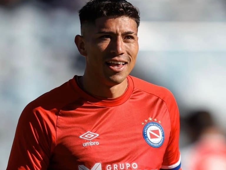 Argentinos Juniors compraría el pase de Brayan Cortés: el dinero que sumará Colo Colo por su traspaso