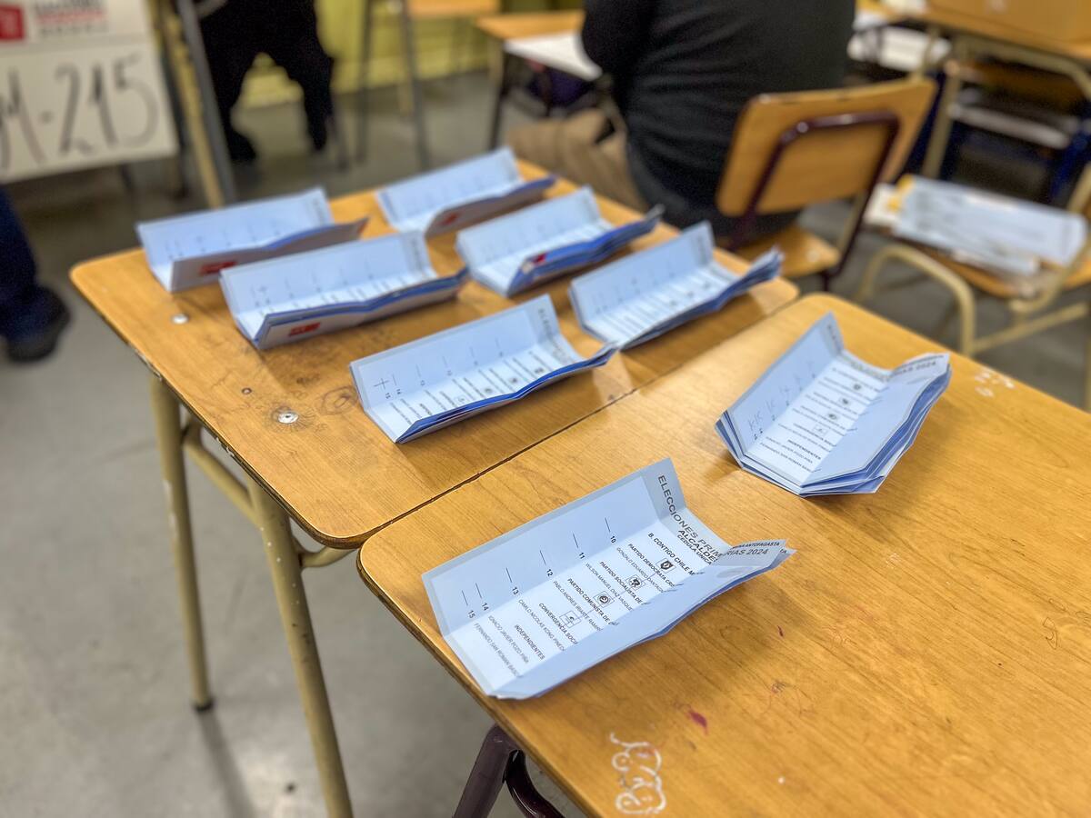 Candidatos a alcalde de Macul abordan temas de vivienda, salud, seguridad y los problemas en torno al Estadio Monumental