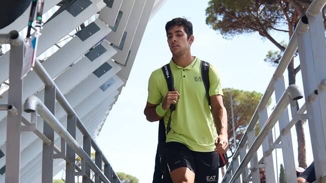 ROME, ITALY - MAY 11: Cristian Garin of Chile walks to court before his match during day five of the Internazionali BNL D'Italia at Foro Italico on May 12, 2022 in Rome, Italy. (Photo by Julian Finney/Getty Images)