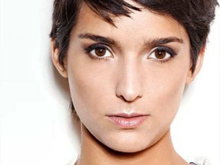 María José Bello publicó tierna imagen donde presenta a su hija recién nacida