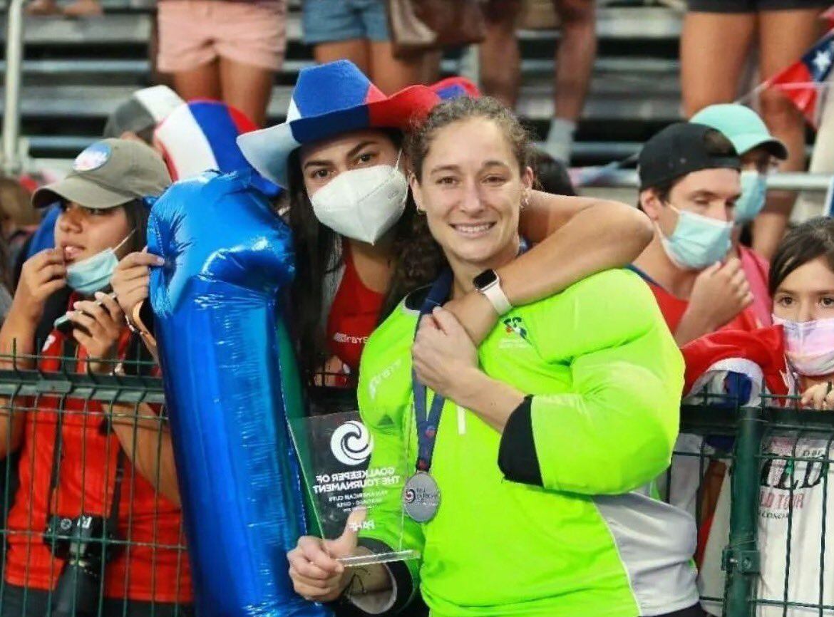 Luto en el hockey chileno: Claudia Schüler, arquera de Las Diablas, fallece tras su larga contra el cáncer