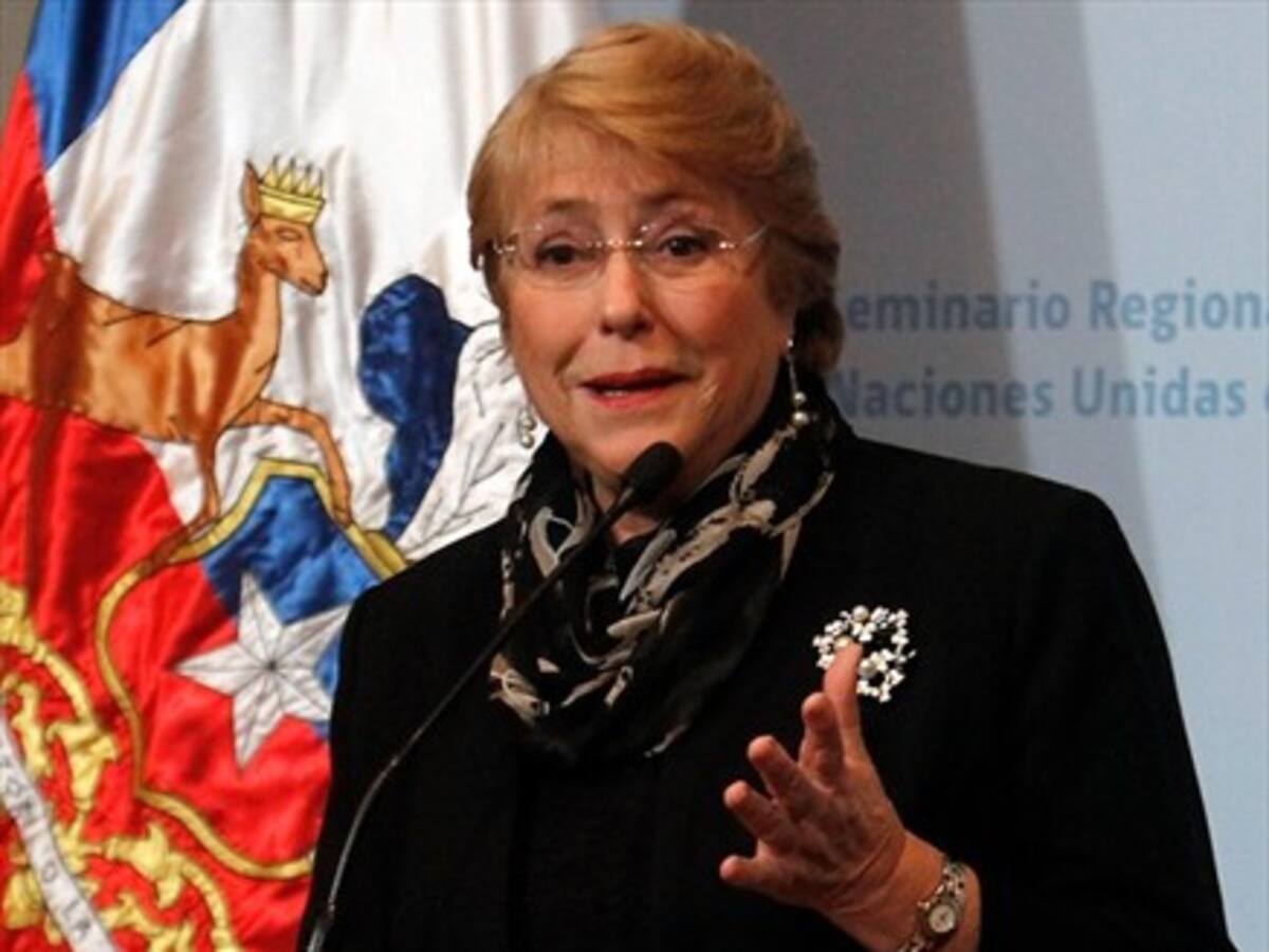 Bachelet: No me interesa el crecimiento económico brutal si no mejora la vida de las personas