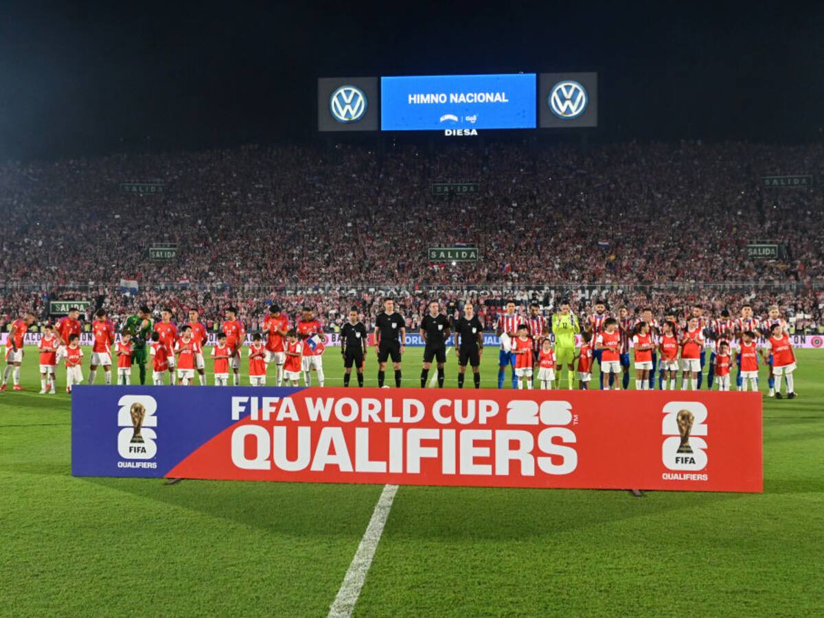 Domínguez no pudo hacer nada: FIFA abrió expediente disciplinario contra Paraguay por partido ante Chile en Eliminatorias
