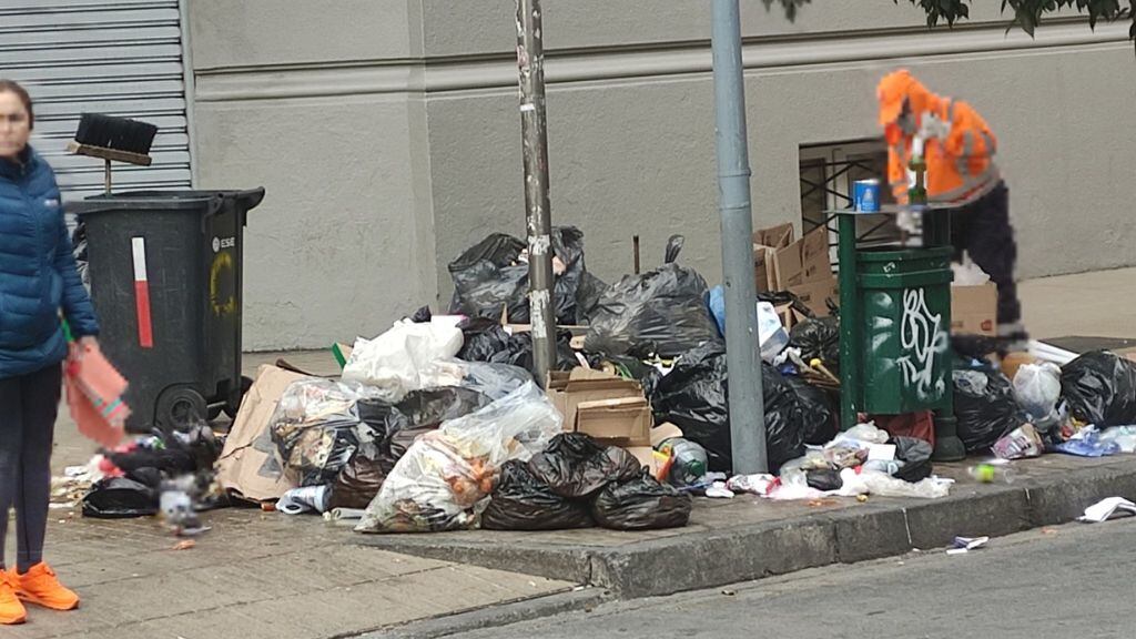 Basura, paro, funcionarios municipales, santiago, 1024x576 jpg ok