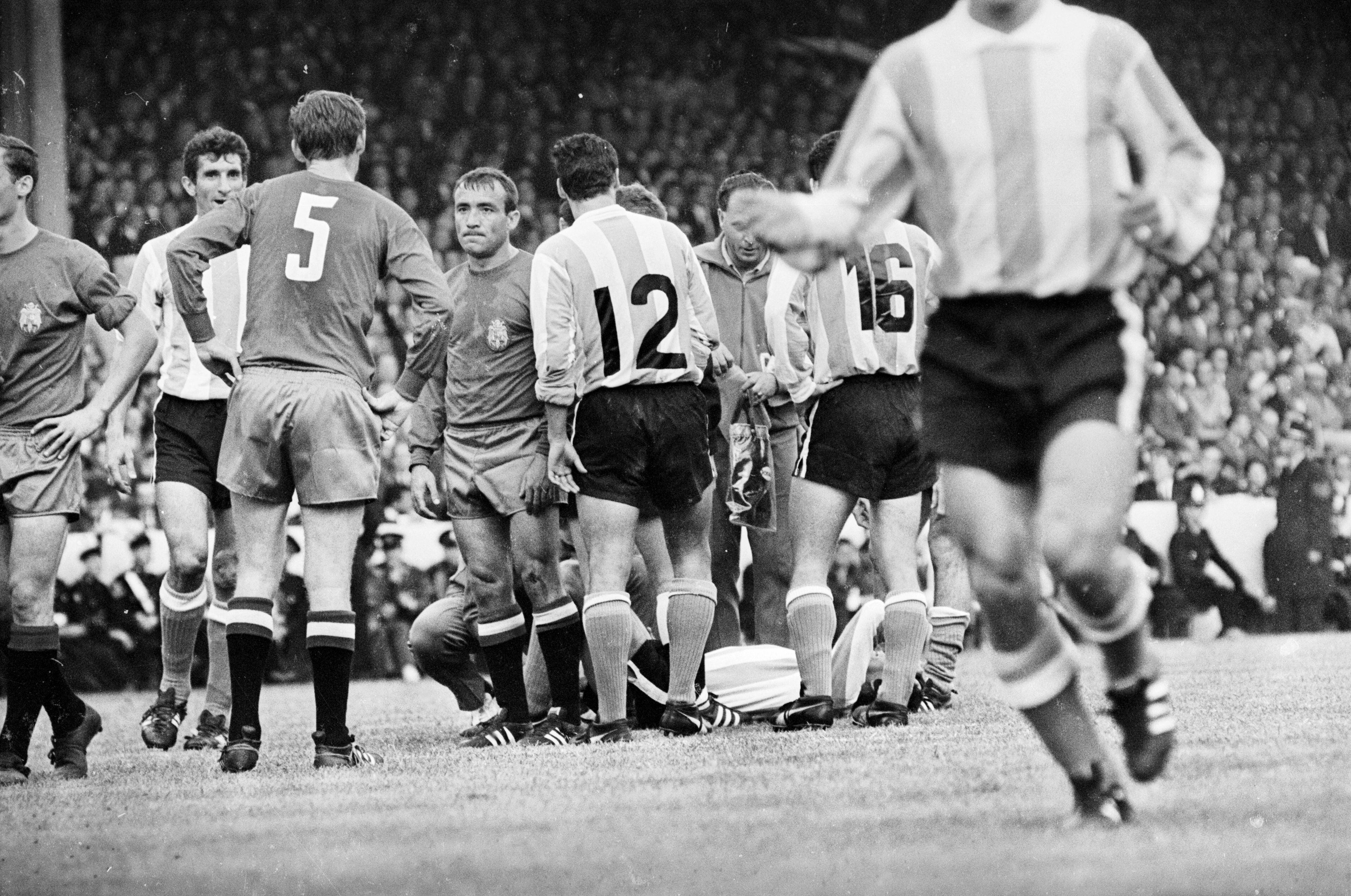 Argentina vs España en el Mundial de 1966 | Getty Images