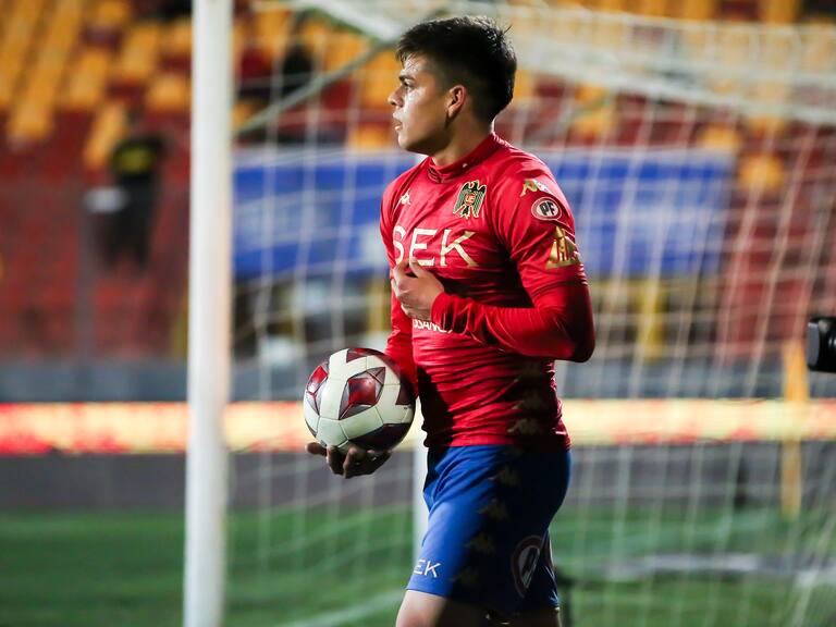 Adiós a “Hispanito”: Vicente Conelli no llega a acuerdo y se va de Unión Española