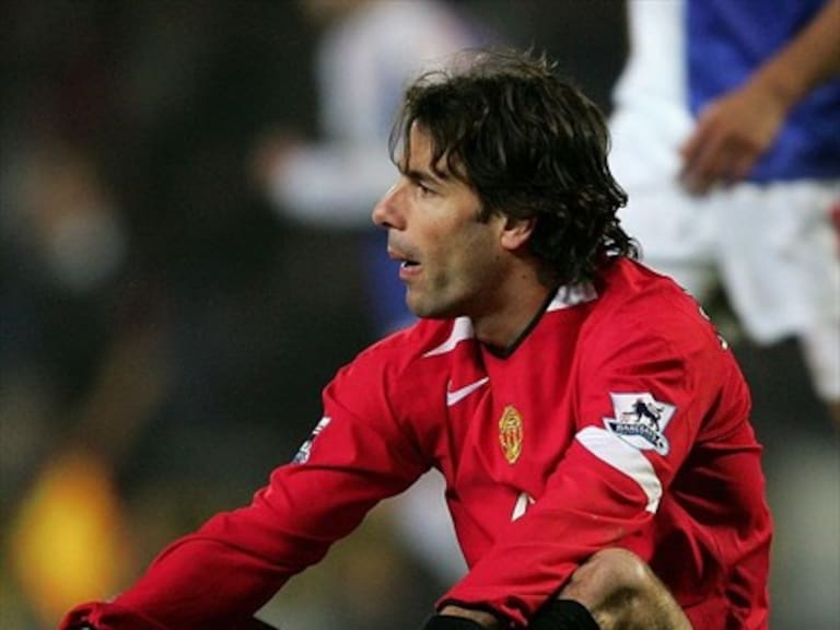 Ruud Van Nistelrooy se fue del Manchester United por una pelea con Cristiano Ronaldo