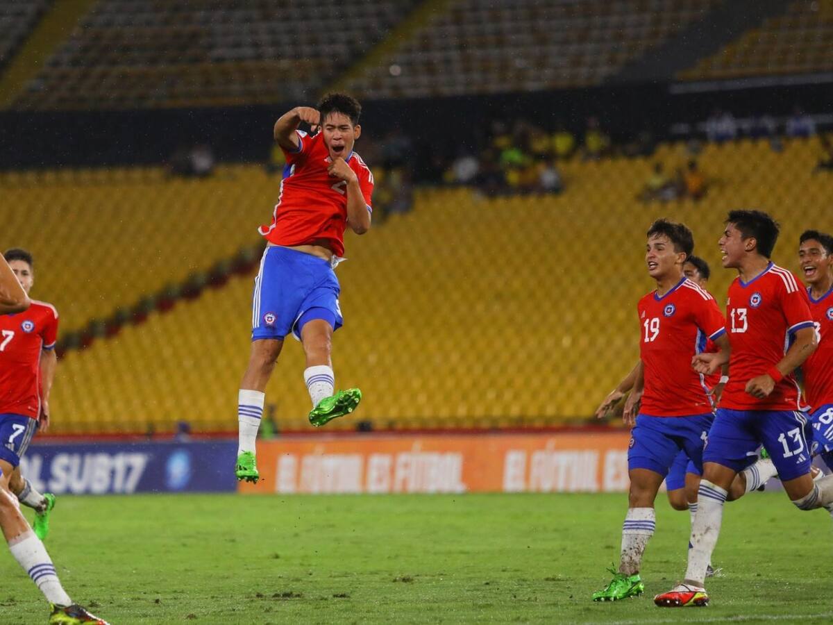 Víctor Campos se ilusiona tras el triunfo de La Roja Sub 17 ante Colombia: «Dimos un gran paso»