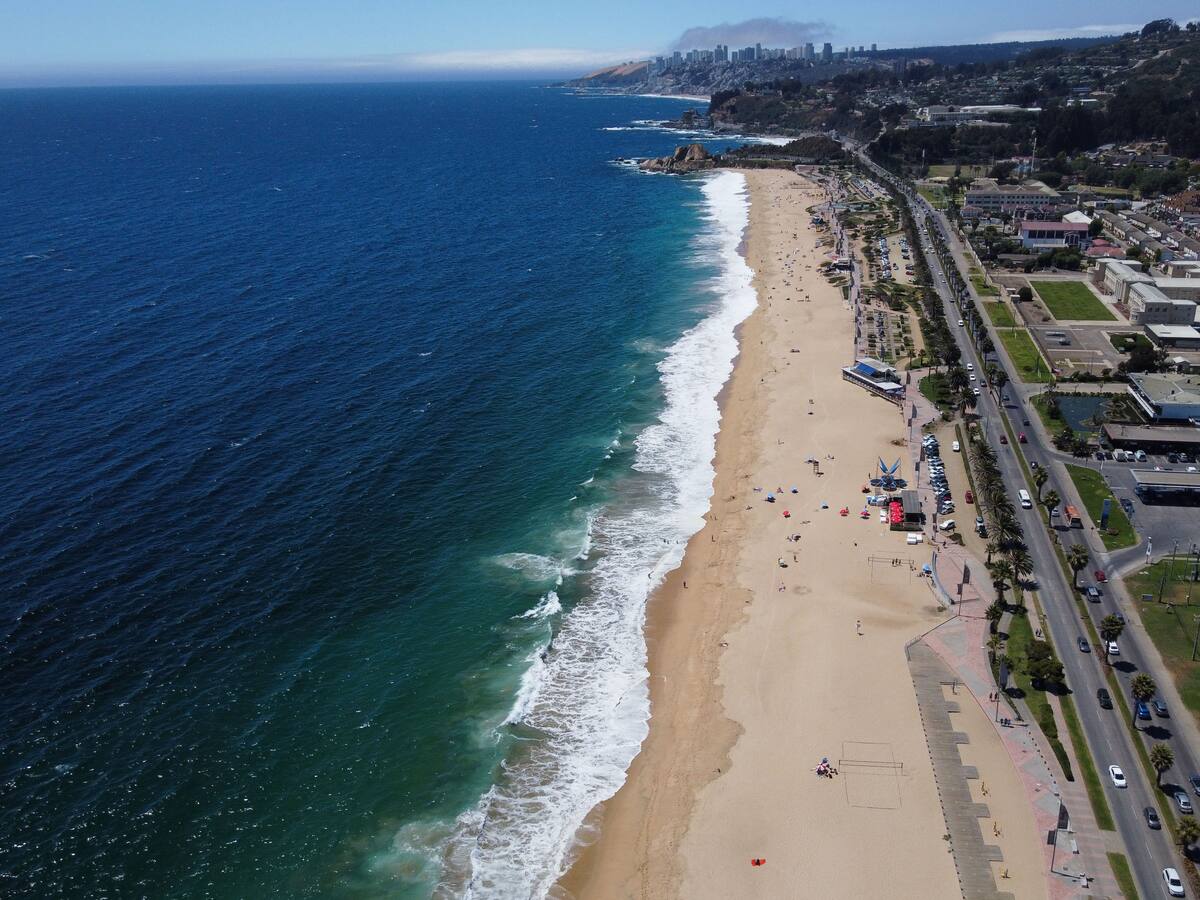 Una verdadera joya: esta es la playa más linda de Chile, según una IA