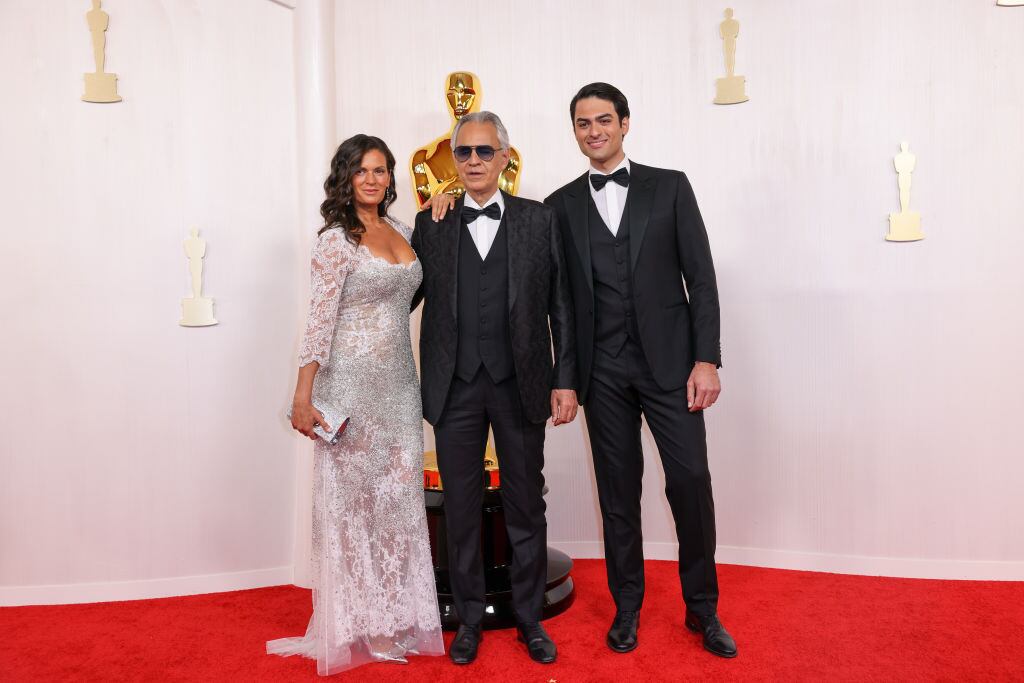 Hollywood, CA - March 10: Veronica Berti, Andrea Bocelli and Matteo Bocelli arriving on the red carpet at the 96th Annual Academy Awards in Dolby Theatre at Hollywood & Highland Center in Hollywood, CA, Sunday, March 10, 2024. (Christina House / Los Angeles Times via Getty Images)