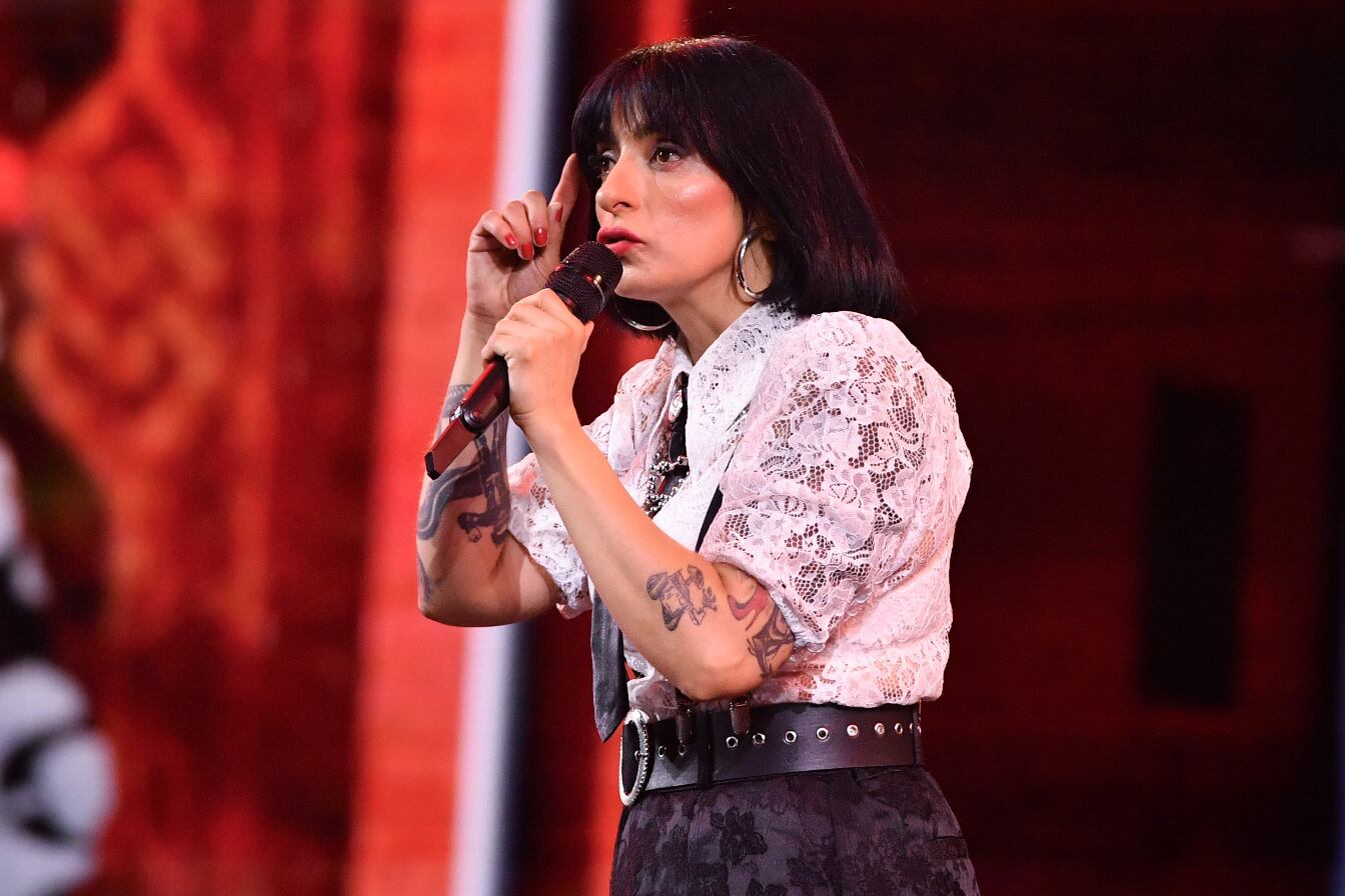 La humorista Piare con P se presenta en la Quinta Vergara, durante la quinta noche del Festival Internacional de la Canción de Viña del Mar 2026.