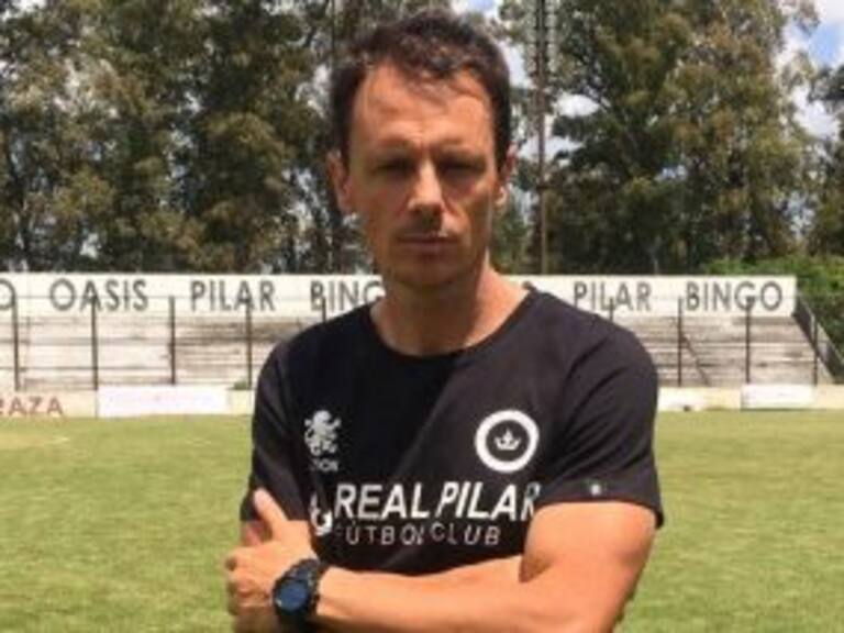 «Bienvenido profe»: Unión La Calera anunció a Luca Marcogiuseppe como nuevo entrenador