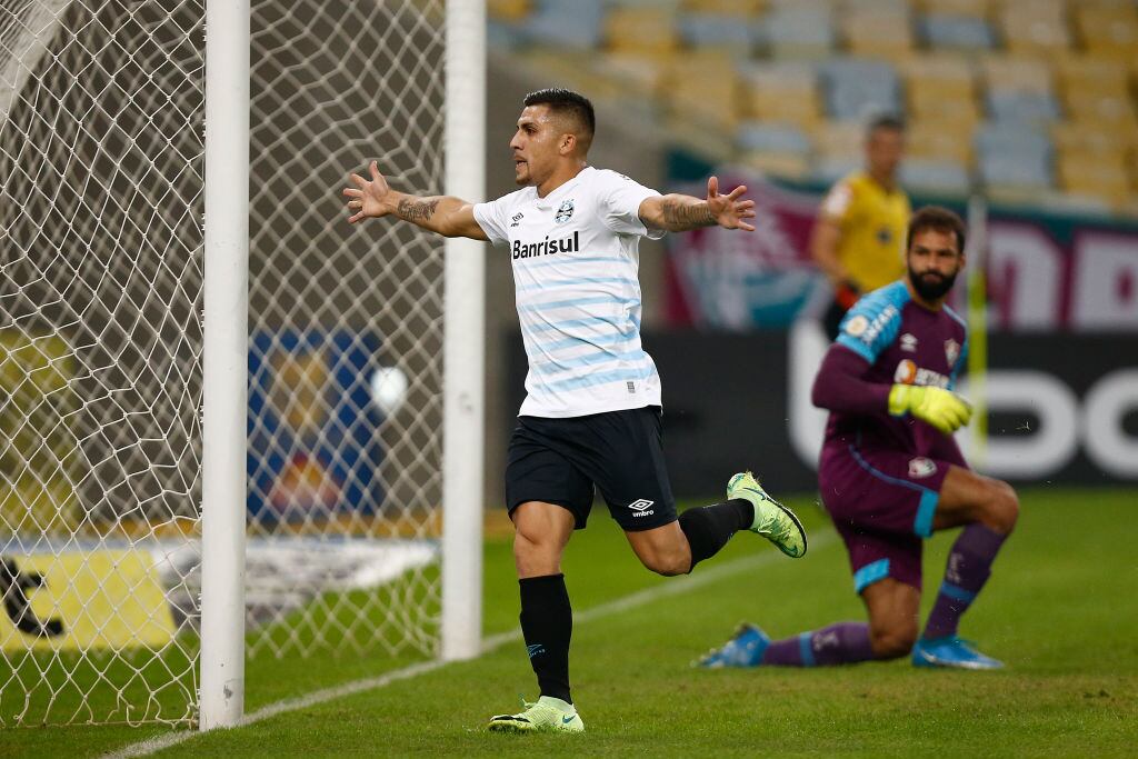 César Pinares anotó en agónico triunfo de Gremio sobre Fluminense en el Brasileirao
