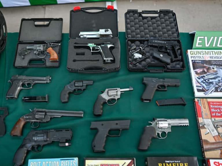 Tenía hasta manuales de fabricación: qué se sabe del empresario detenido por ingresar piezas de armas desde EE.UU. y China