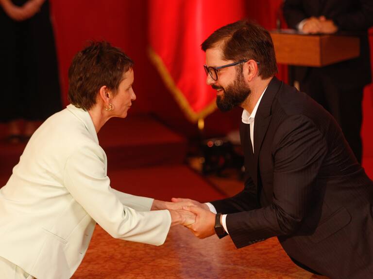 Presidente Boric agradece gestión de Tohá tras su renuncia y hace un llamado al progresismo: “Es fundamental que nuestro sector tenga primarias”