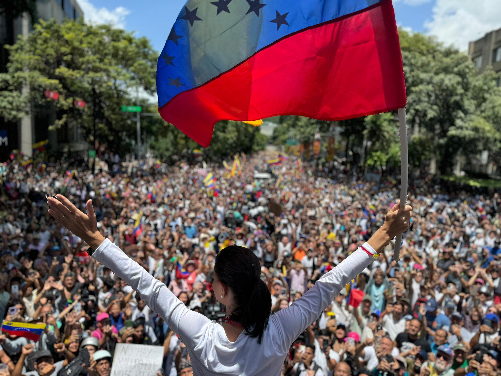 María Corina Machado reaparece en Venezuela: participa en protesta contra Nicolás Maduro