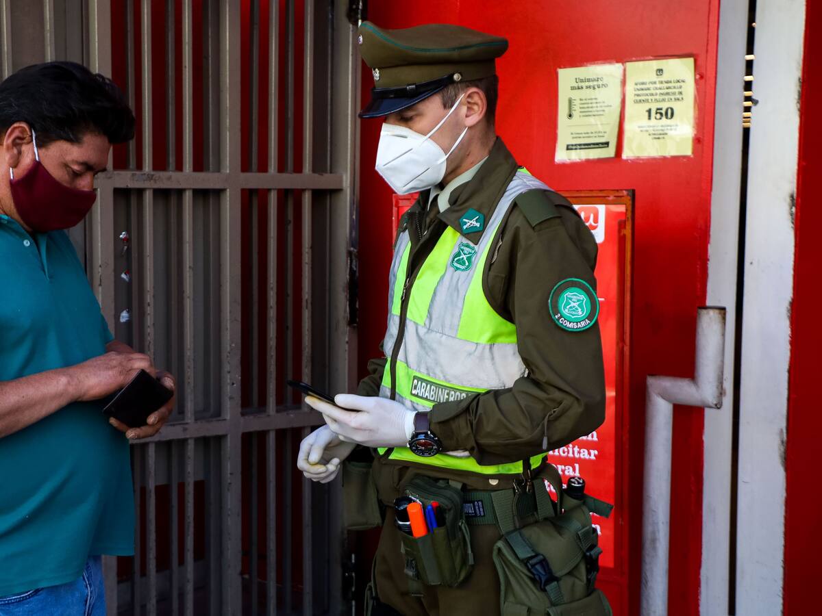 Carabineros informó cifra récord de permisos solicitados desde el inicio de la pandemia