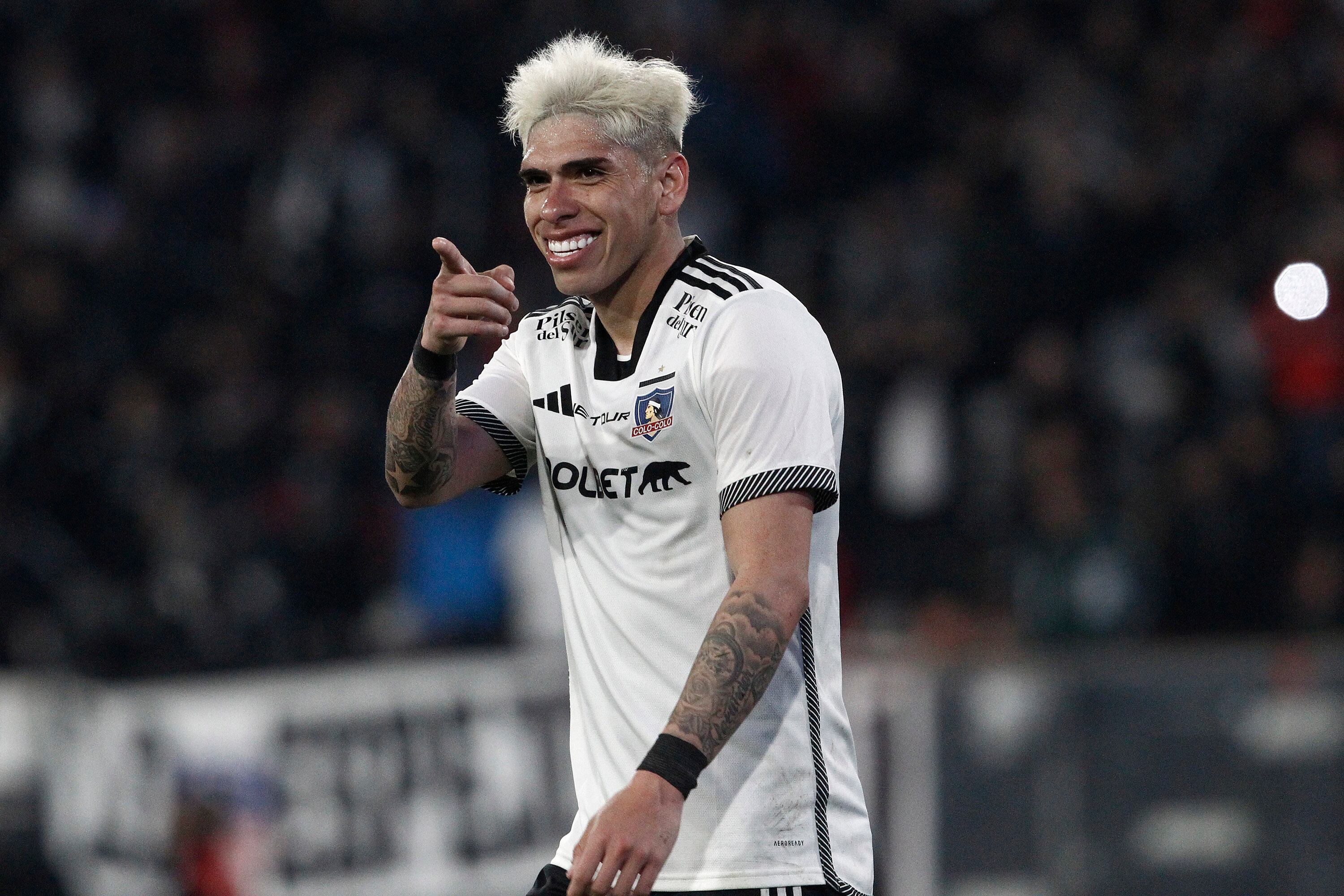 Colo Colo sufrió para terminar derrotando a Unión Española por el Campeonato Nacional | Agencia Uno