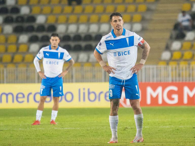 “Es otro golpe duro que nos toca recibir”: el dolor de Fernando Zampedri tras la eliminación de la UC en Copa Sudamericana