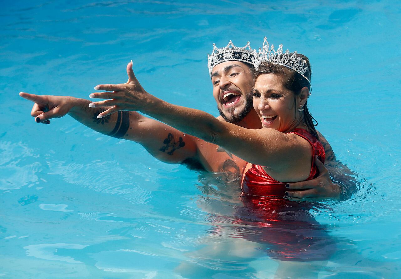 Matías Falcón y Rosita Piulats en el piscinazo de Viña 2020