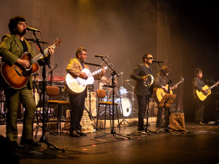 Radio ADN te regala entradas dobles para Los Bunkers en el Movistar Arena 2025