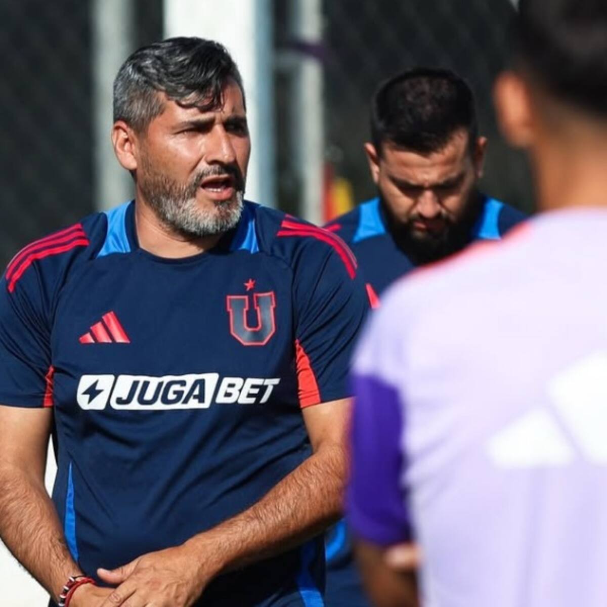 “No es el mejor momento, pero...”: el mensaje de Valladares tras asumir la banca de la U ante la salida de Meneghini