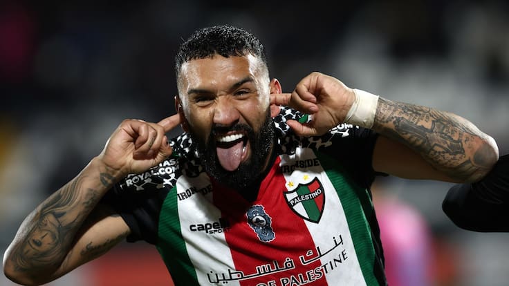 Palestino sueña con la Copa Libertadores tras remontar y golear a un Huachipato en crisis