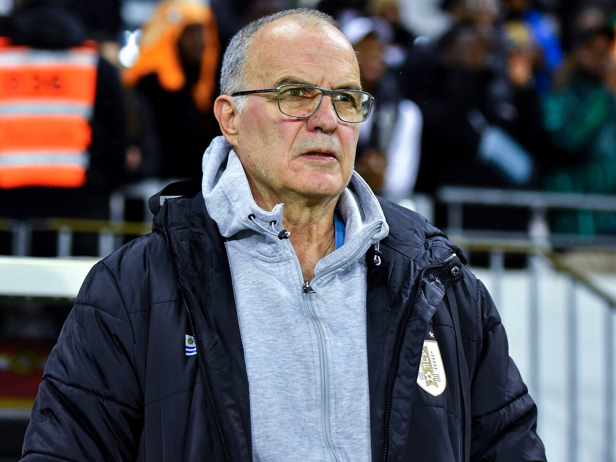 La última “locura” de Bielsa en Uruguay: convocará a goleador del fútbol amateur