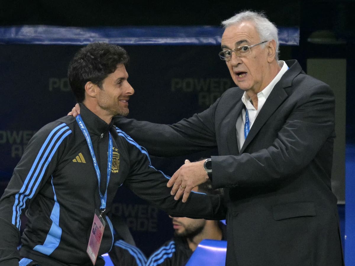 Dirigió en las Eliminatorias al Mundial 2026 y ahora sueña con asumir en La Roja: “Es obvia la respuesta”