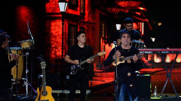 Grupo Los Nocheros se refieren a la vacunación
