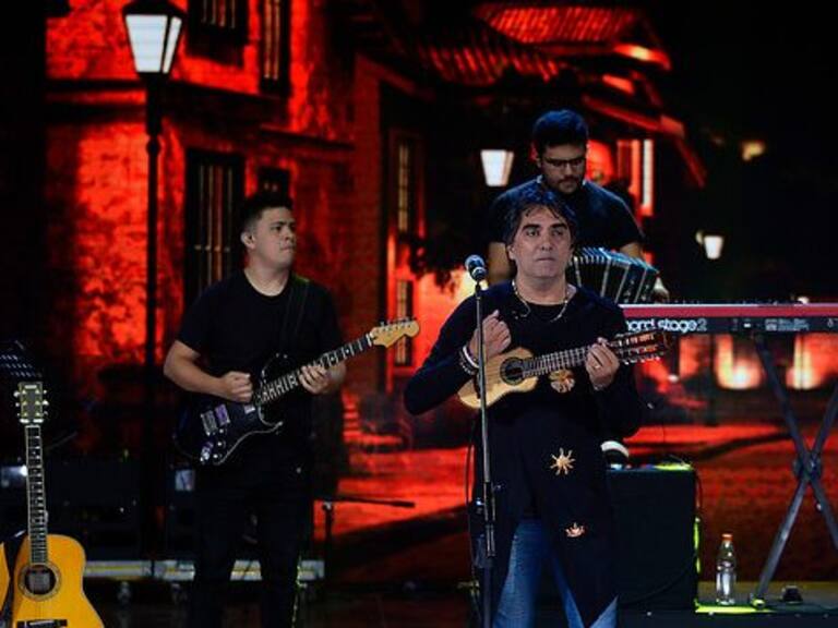 Grupo Los Nocheros se refieren a la vacunación